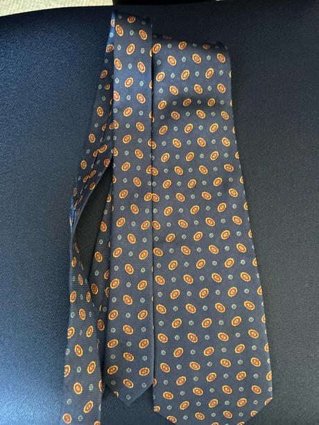 Predám kravatu, 
