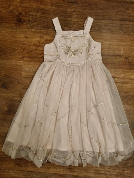 Kostým-šaty 7-8 rokov,