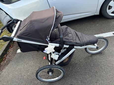 Kočik tug 2 jet, thule,thule urban glide 2