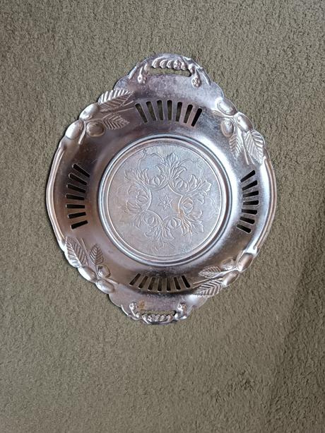 Kovová dekoratívna misa - vintage, 