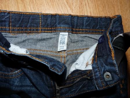 Tmavomodre, hema,110