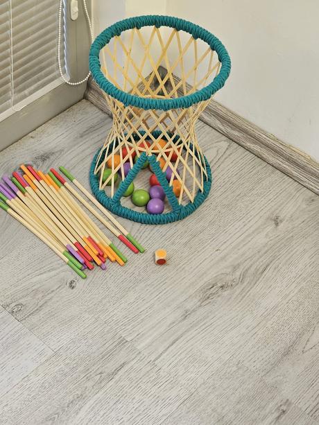 Bambusova spoločenská  motoricka hra, 