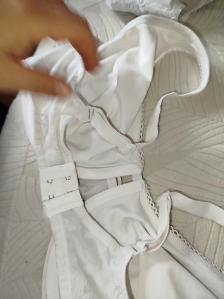 Triumph podprsenka 85e, triumph,85e