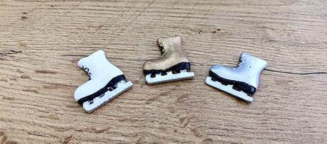 Korčule samolepacie - biele, zlaté, strieborné, 