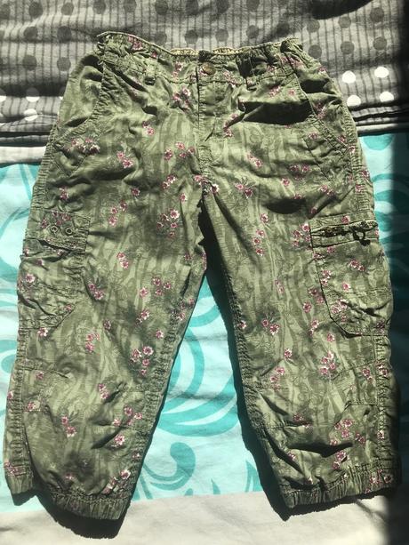 Lahké nohavice, lindex,116