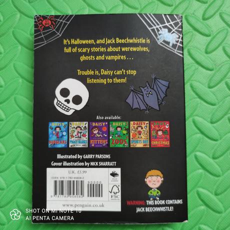 Daisy and the trouble with vampires,