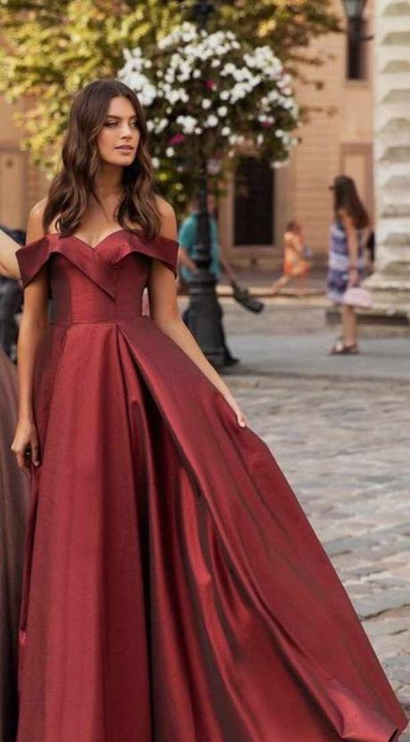 Spoločenské šaty vo veľkosti xs/s, s / xs