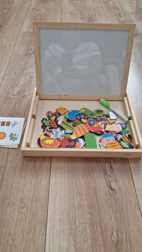 Didaktická hra magnetická tabulka s puzzlami, 