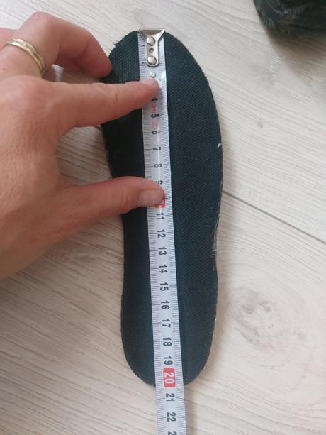 Turistické topánky, 31