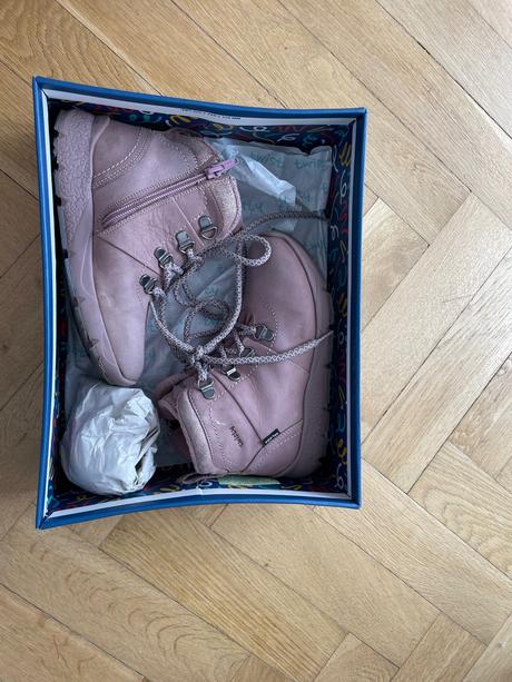 Topanky, vel. 31, twisty, zimne, 31