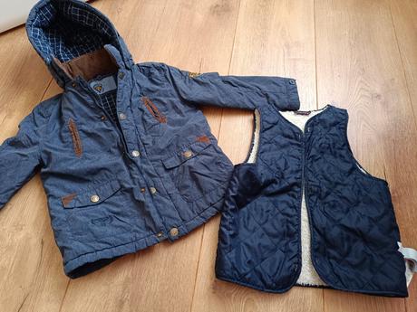 Tmavomodra vetrovka 116, 116