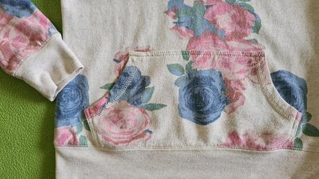 Mikina s kvetmi, pepperts,152