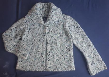 Hrubší modrý melírovaný svetrik, marks & spencer,152