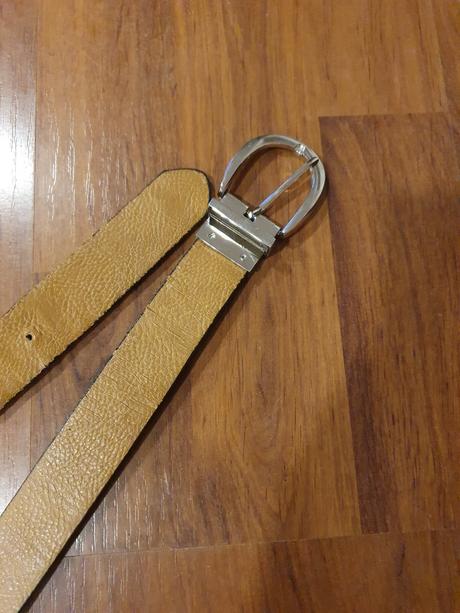 Obojstranný opasok ok stav,