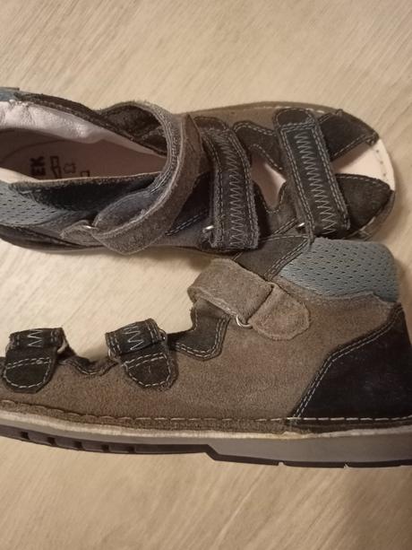 Kožené sandálky, bartek,31