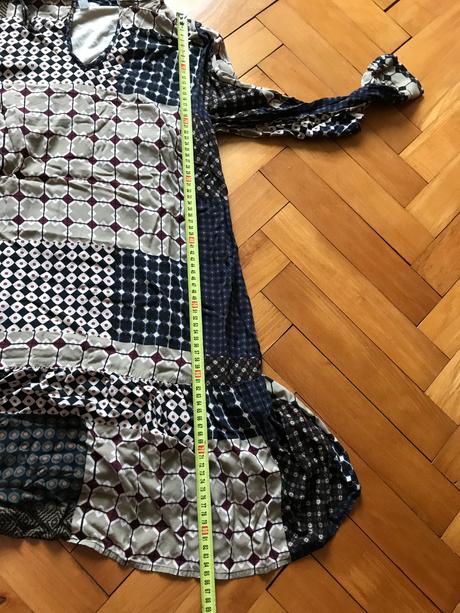 Dámske šaty s dlhým rukávom, 42