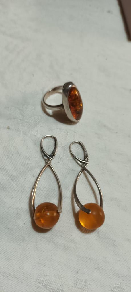 Prsten plus nausnice, 