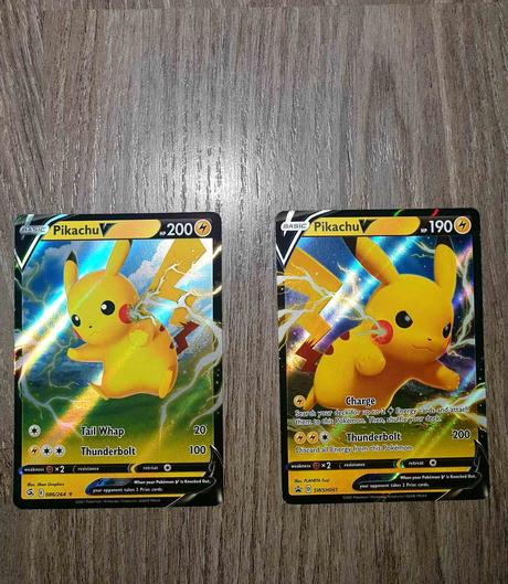 Pokemon karticka pikachu v,