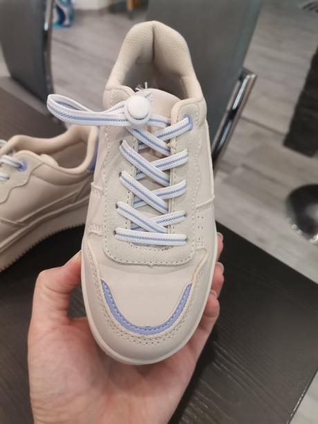 Botasky reserved, reserved,30