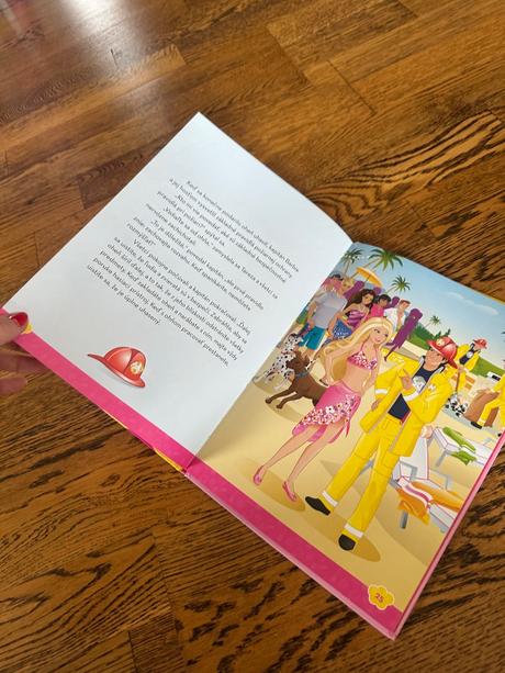 Barbie knizka, 