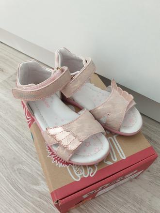 Sandále, d.d.step,25