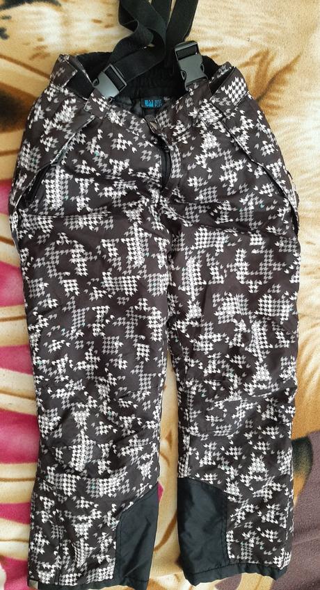 Oteplovačky, just play,128