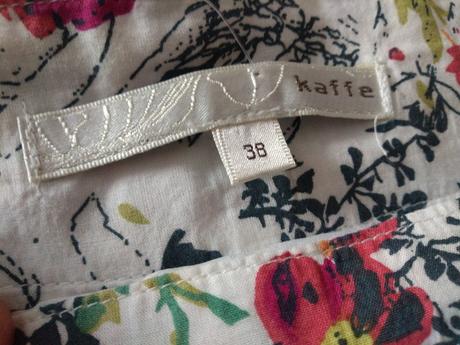 Kvetovana sukna kaffe, vel. 38, 38