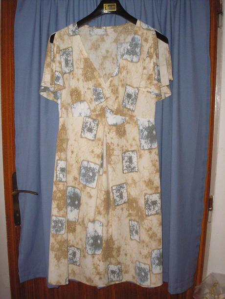 Letné tehotenské šaty, 36