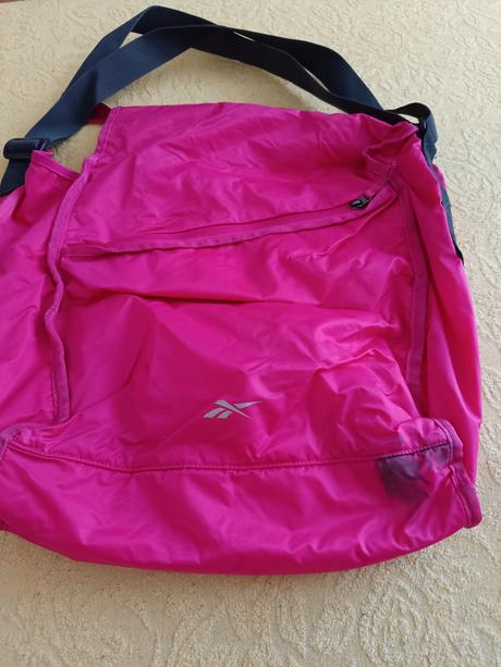 Darujem k objednávke, reebok