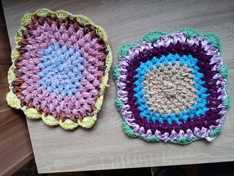 2x farebny obrus, podsedak, 