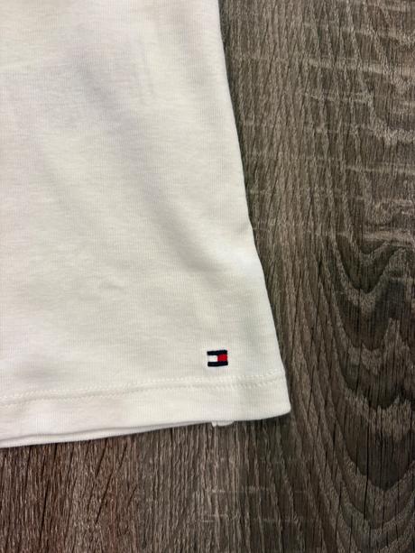 Tommy hilfiger štylove nove tričko , polokosela m, tommy hilfiger,m
