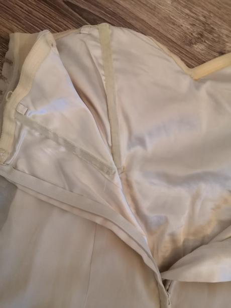 Krásne spoločenské šaty s výšivkou, h&m,42