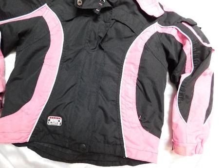 Kvalitna bunda 2v1 s odonimatelnou mikinou, 122