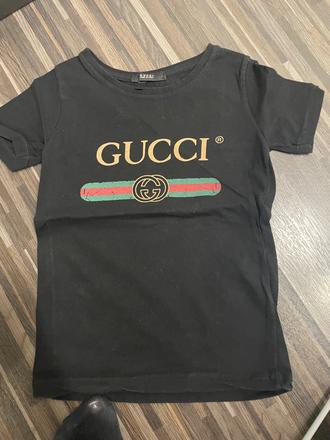 Čierne tricko pre fesaka, 116