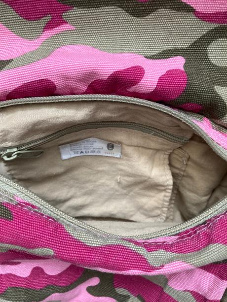 Crossbody taska zn. c&a,