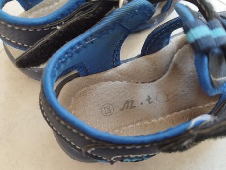 Sandále ako nové, 23