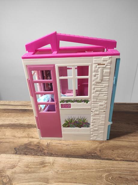 Barbie dom, 