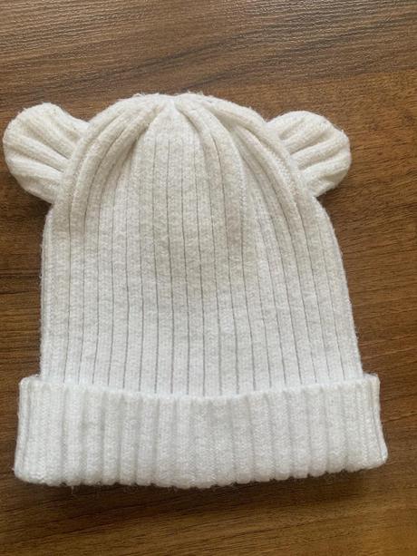 Ciapka s usami, zara,m