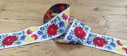 Krojová stuha 50 mm - biela - kvety, 