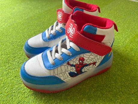 Blikajúce tenisky spiderman 25/26, primark,25