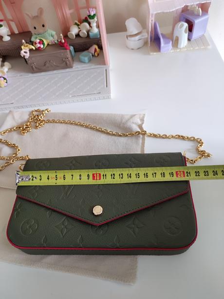 Dámska kožená kabelka, 