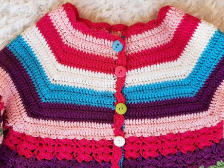 Handmade nádherný svetrík 92, 92