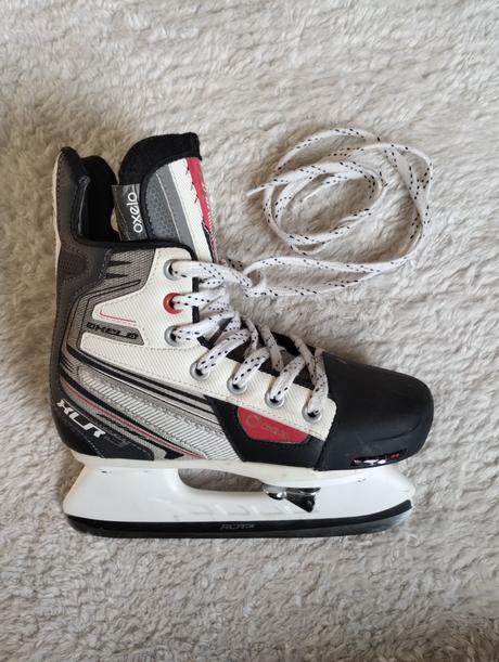 Chlapčenské ľadové korčule, 32