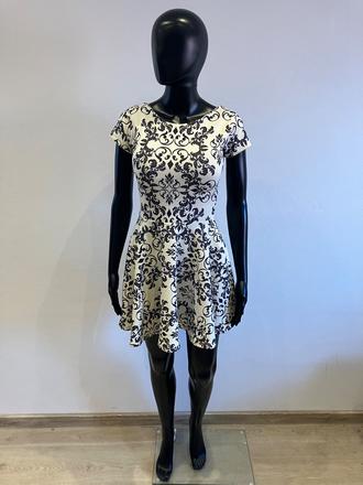 Dámske elegantné šaty vzorované (m), m