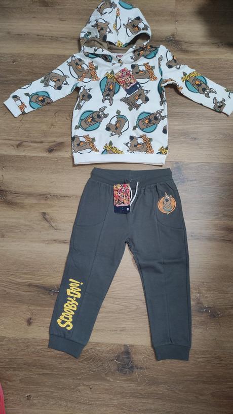 Tepláková súprava, 98