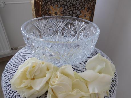 Kryštálová miska mohutnejšia, 