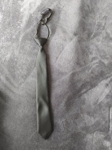 Oblek na 1.sv.prijímanie, 134