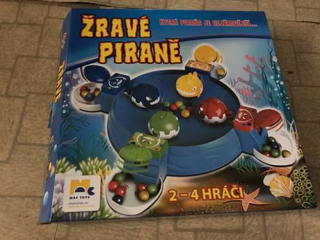Hra zrave pirane, 