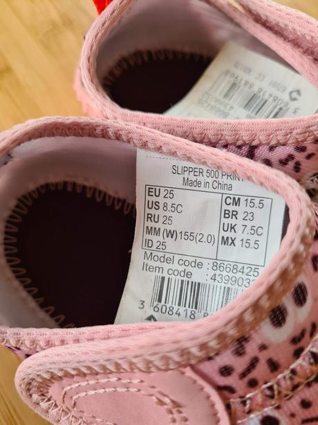 Cvičky/ papučky decathlon, domyos,25