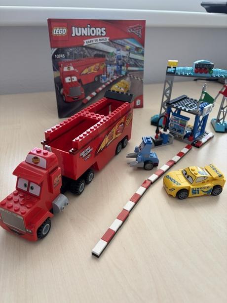 Lego juniors 10745 5-8 r., 
